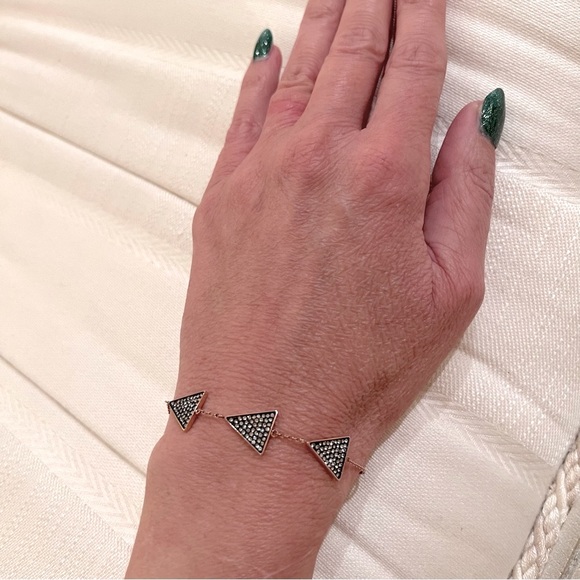 NWT MICHAEL Michael Kors “Brilliance Motifs” Triple Triangle Pave Bracelet